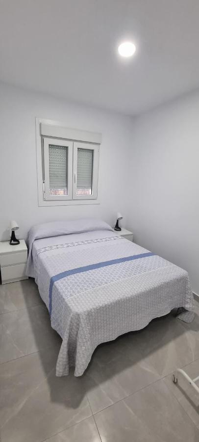Apartamentos La Playa Barbate Esterno foto